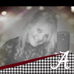 Meet your Posher, Brandee